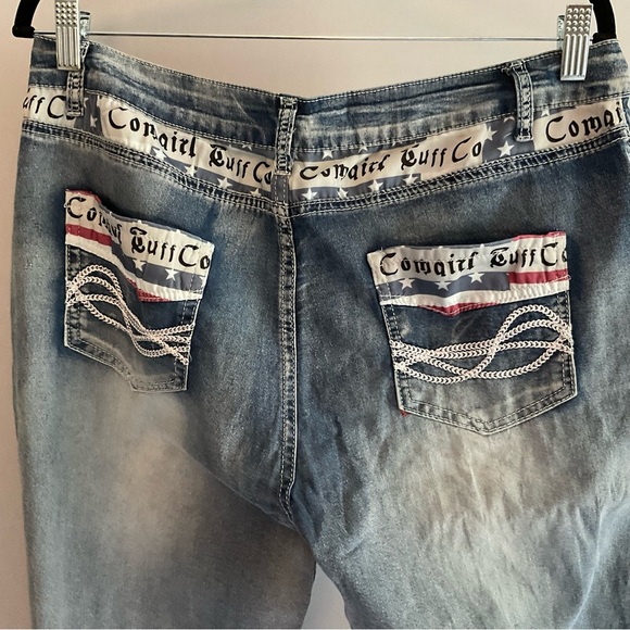 Cowgirl Tuff XL 32X29 Midrise, 5 Pocket, Whiskered, Bootcut Jeans, American Flag - Picture 6 of 16
